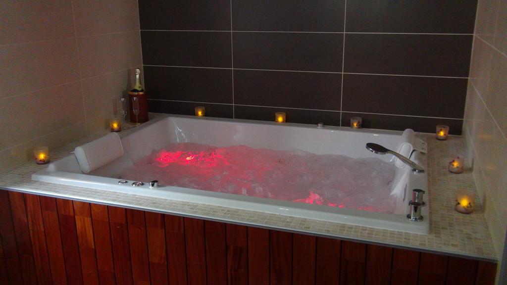 Le Clos Des Tilleuls La Vendelee ห้อง รูปภาพ