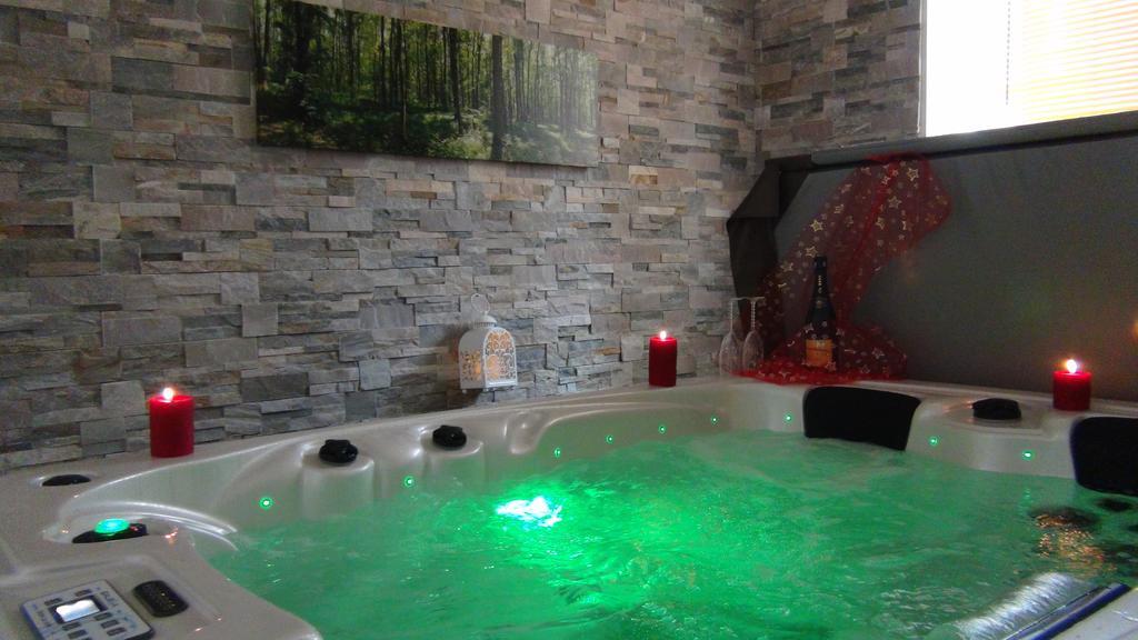 Le Clos Des Tilleuls La Vendelee ภายนอก รูปภาพ